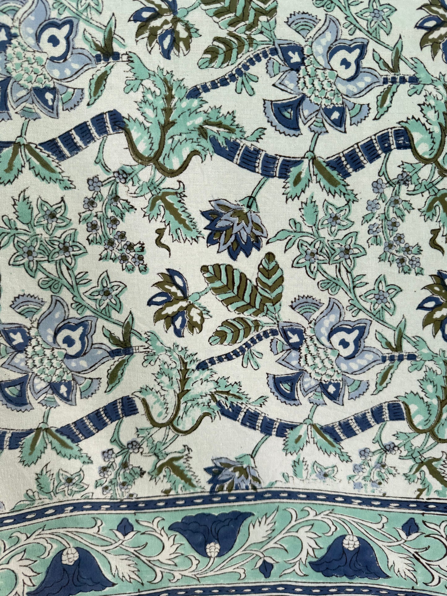 Mantel cuadrado 150x150
